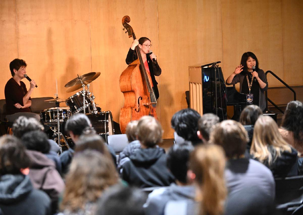 DIVA爵士乐团为2023 LHJF的与会者举办了一个研讨会